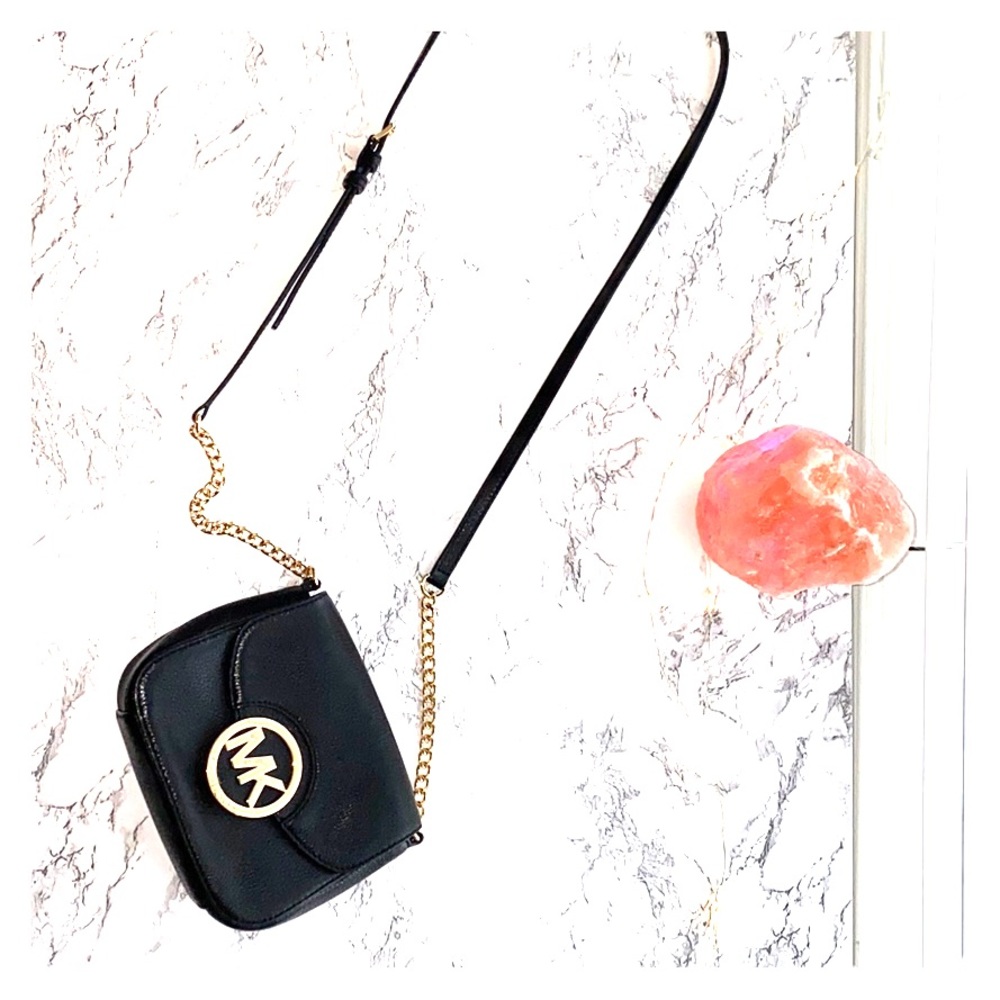 Small crossbody bag. In great condition